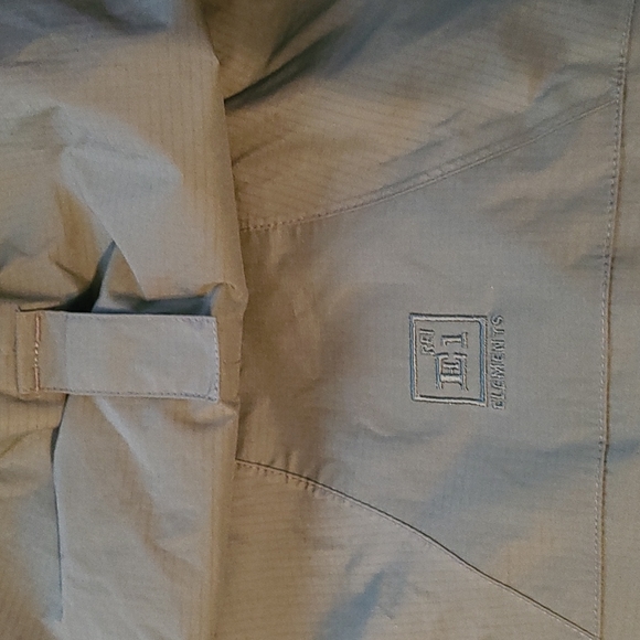 CLEARANCE /Make an offer! REI Rain Jacket Sz S - Picture 6 of 8